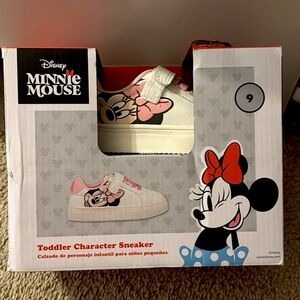 Disney Minnie Mouse toddler size 9